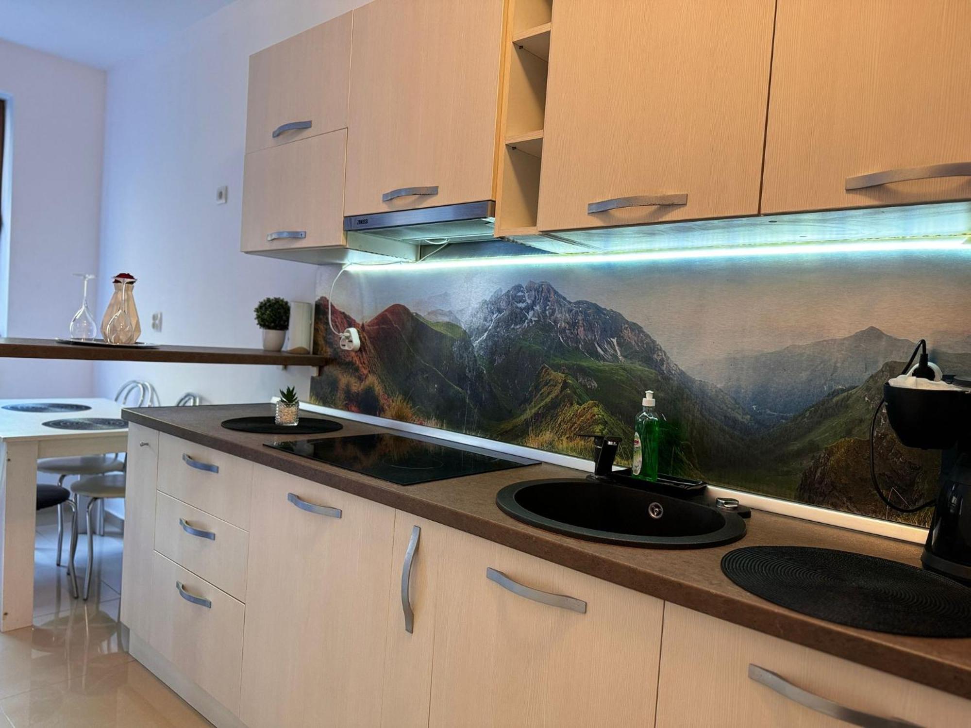 Inisteresidence Braşov Esterno foto